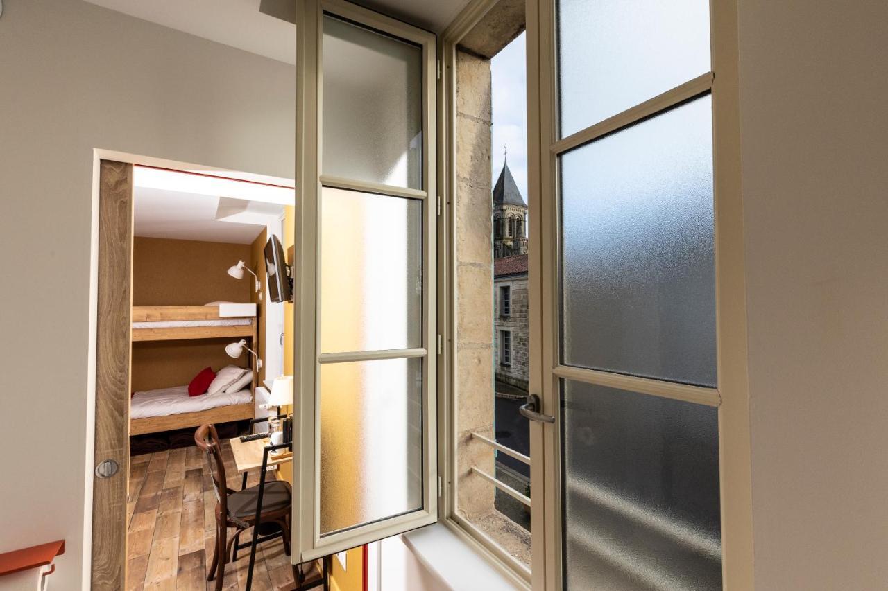 L'Auberge Des Artistes Nieul-sur-l'Autise Buitenkant foto